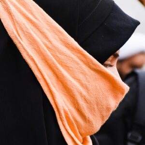 woman wearing black abaya dress